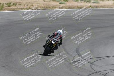 media/Apr-20-2025-AHRMA (Sun) [[393a79c373]]/Race/Group 8/Turn 4b/